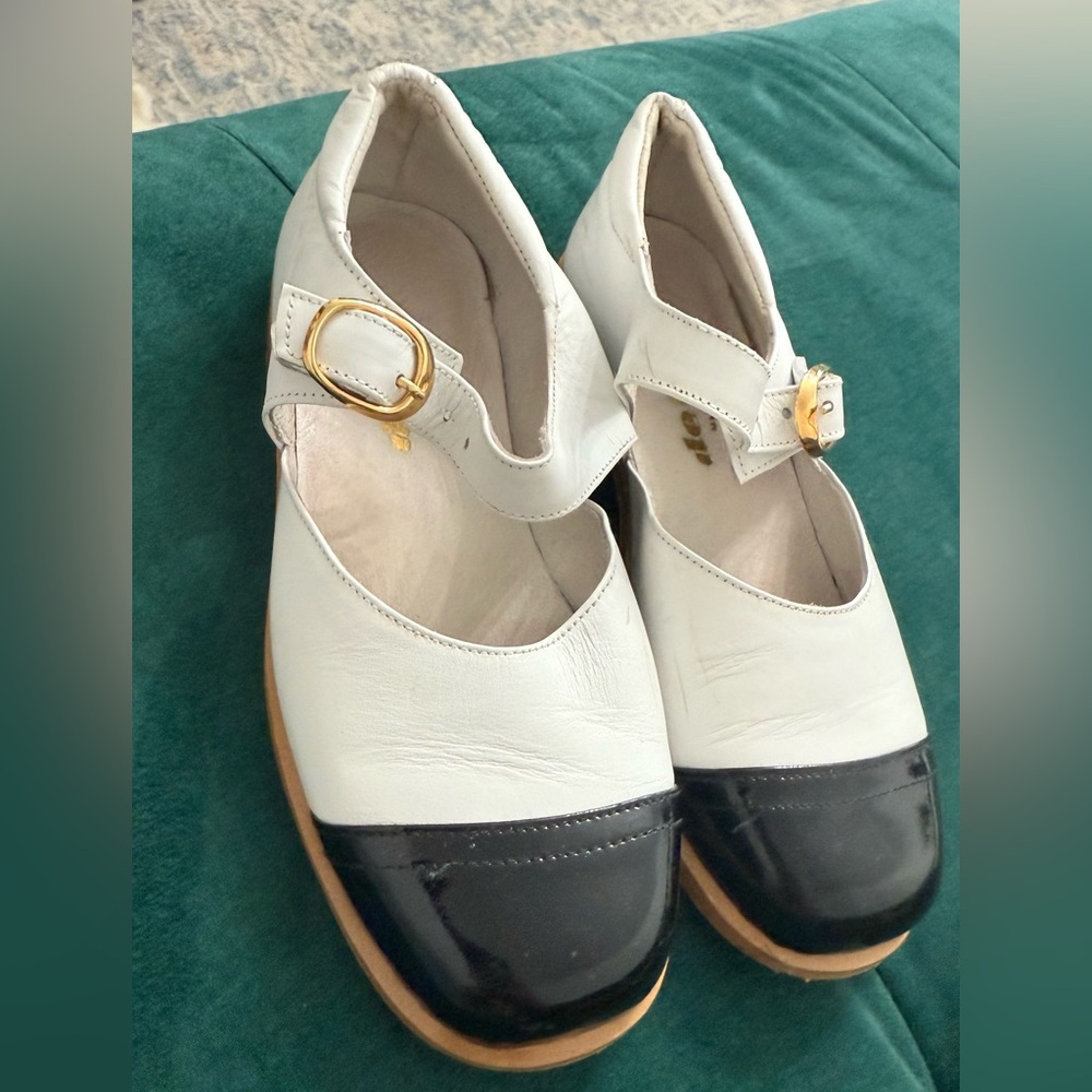 Elegant White and Black Women's Shoes